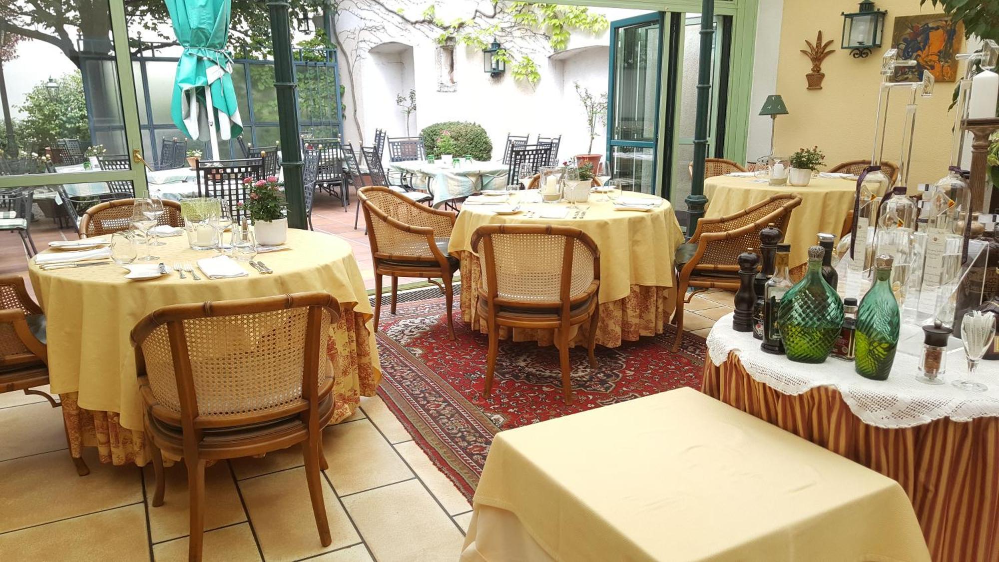 Landhotel Jagdhof Guntramsdorf Buitenkant foto